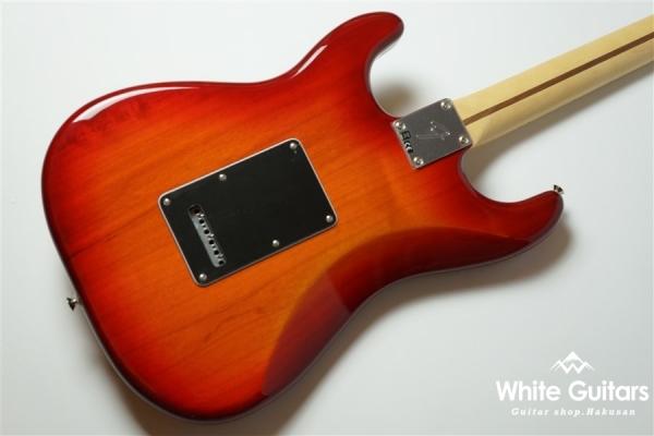 Player Stratocaster HSS Plus Top - ACB